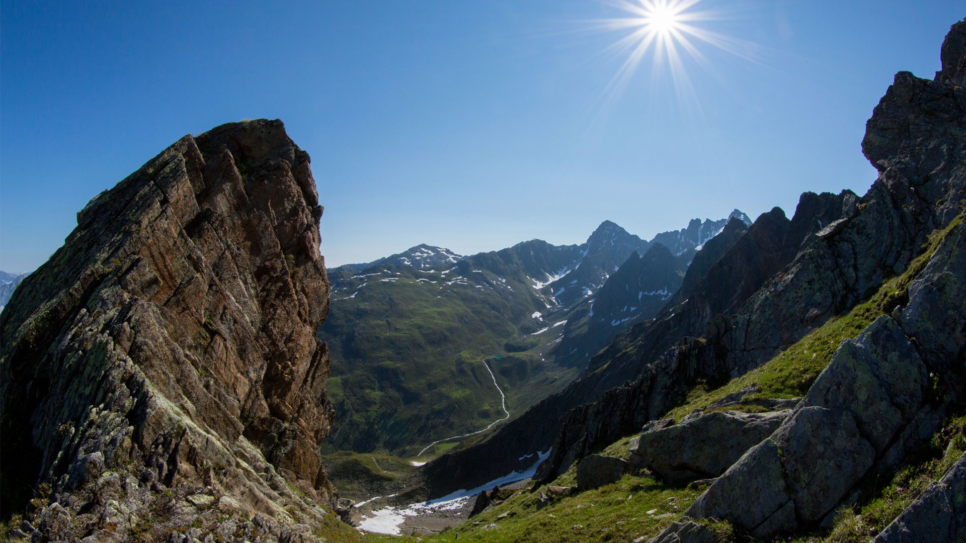 Sommerlicher Blick ins Wennerbergtal