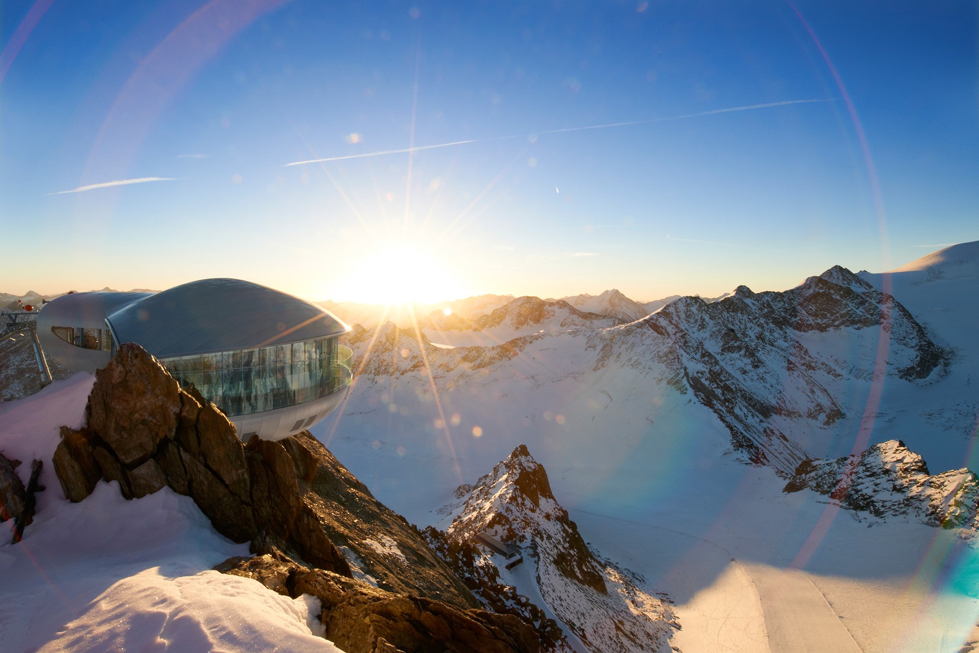 Sonnenaufgang beim Cafe 3440